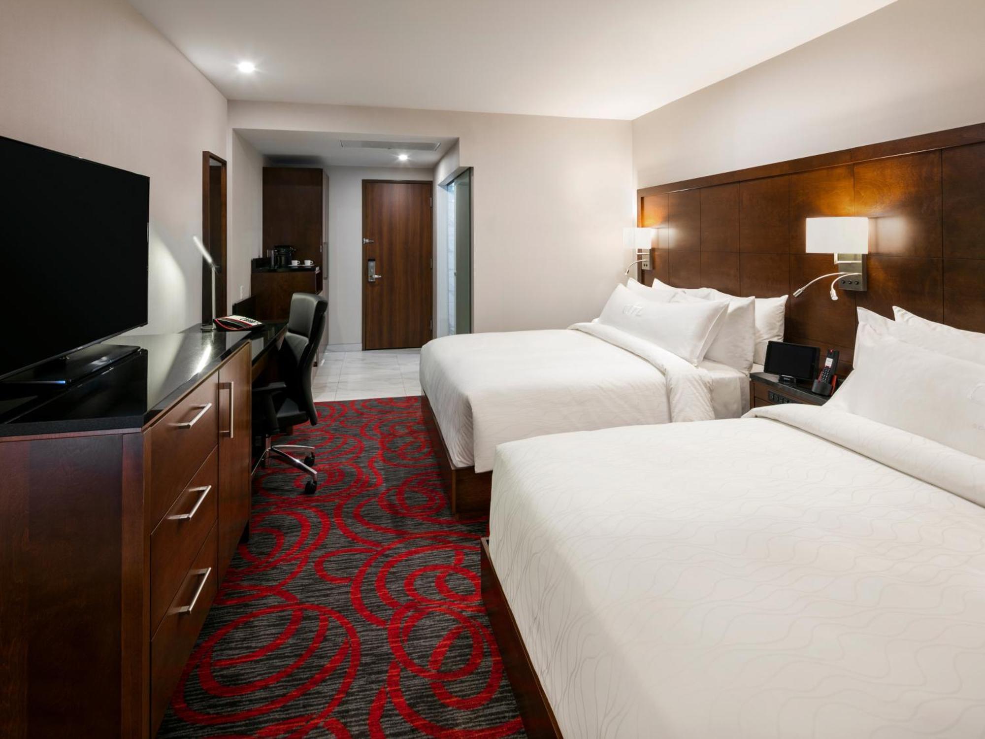 Otl Gouverneur Sherbrooke Luaran gambar A guest room at the Hilton Garden Inn in San Francisco